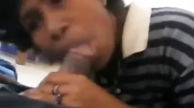 Mature ebony bitch loves fucking like a little horny bitch