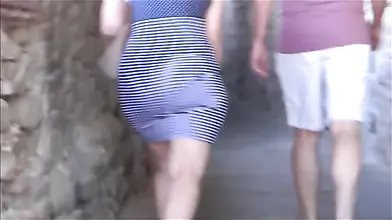 Amazing mature stoles her ass in that sexy blue dress