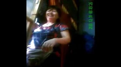 Amateur mature woman shows young fuck boy how it's done