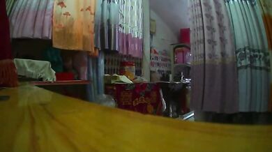 Amateur mature woman shows young fuck boy how it's done