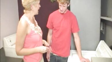 Deviant young guy gets sucked off by mature granny Tracy