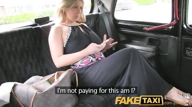 Gorgeous blonde cougar pays a cab ride with her cunt