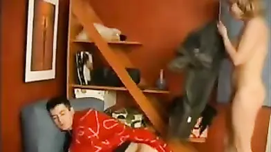 Slim mom seduces a sleeping dude to fuck her ass