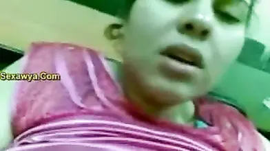 Busty brunette amateur shows her hairy mature cunt on webcam