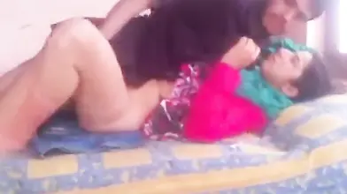 Indian mom gladly spreads for fucking in the homemade video