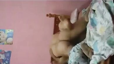 Amateur couple has sex on the bed and loves it
