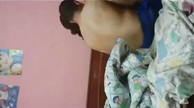 Amateur couple has sex on the bed and loves it