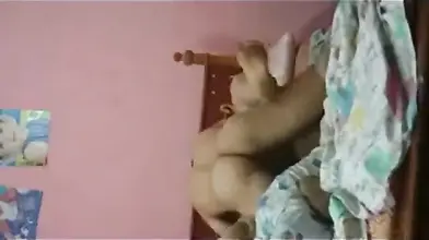 Amateur couple has sex on the bed and loves it