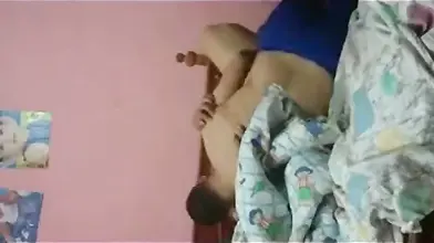 Amateur couple has sex on the bed and loves it