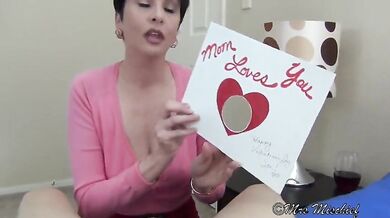 Kinky mature slut wants to be her son's sexy Valentine