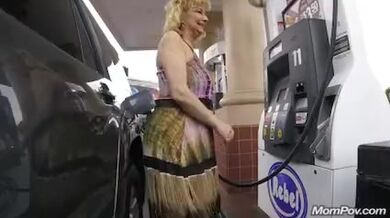 Voluptuous mature slut flashes outdoors before the rough bedroom fucking