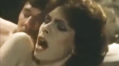 Mature bisexuals please cocks and each other (Retro Porn Movie)