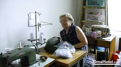 Chubby mature granny plays with her very old love tunnel