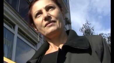 Mature euro babe sucks a cock in POV for cash