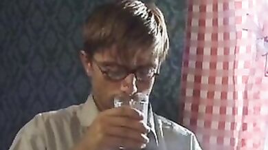 Old mature gal and her lover get it on outdoors