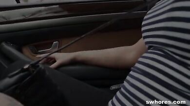 Kinky mature chick swallows a dick in POV for cash