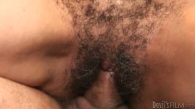 Mature skank with saggy tits has her trimmed bush pounded