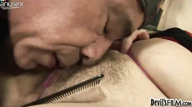 Big ass milf gets her hairy pussy licked very skillfully