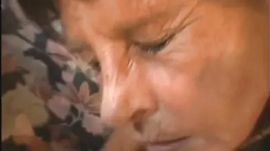 Brunette mature granny Karen sucks dick and gets doggy styled