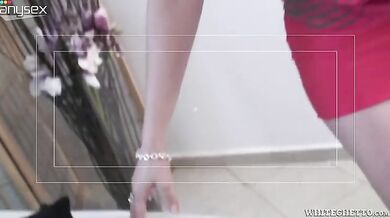 Redhead mature slut sucks off a massive one eyed snake