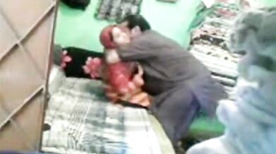 Mature arab couple has a missionary quickie with creampie