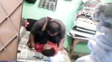 Mature arab couple has a missionary quickie with creampie