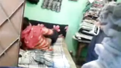 Mature arab couple has a missionary quickie with creampie