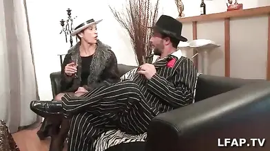 Belle mature francaise a la gorge profonde