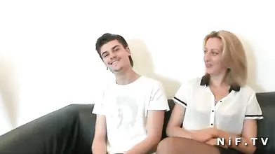 Mature cougar hard analized by young french guy