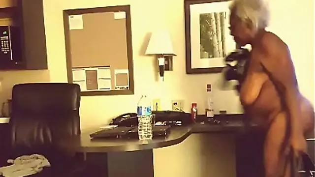 Sexy Grannies Show Off