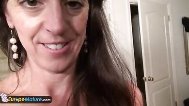 Granny Rose's Solo Masturbation