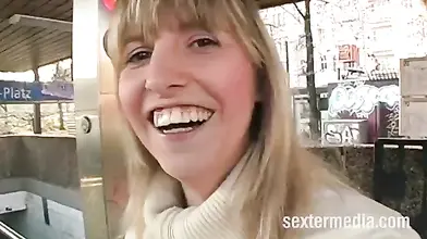 18yo Blonde Petite Sandra