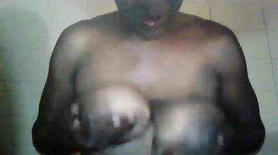 Sexy Saggy Ebony Grandma Wants Sex