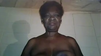 Sexy Saggy Ebony Grandma Wants Sex
