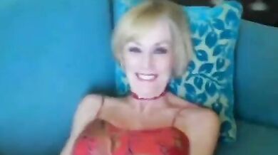 Spying on My Slutty Step Mom