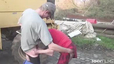 Amateur Mature Woman Dusts Off Her Toy