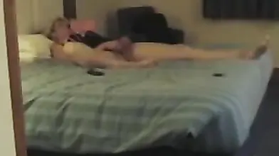 Mature Woman Masturbates on Cruise Ship