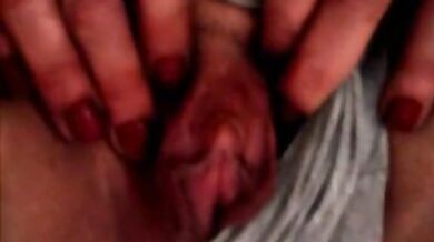 Ginger's Mature Love Button Play