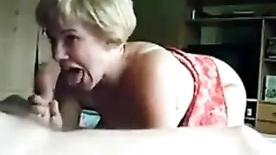 French Wife Enjoys Intimate Home Hookup