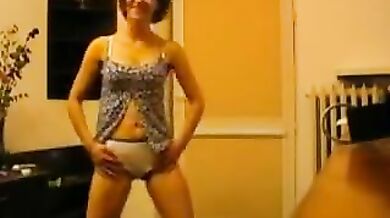 Hot Mature Wife's Bedroom Strip