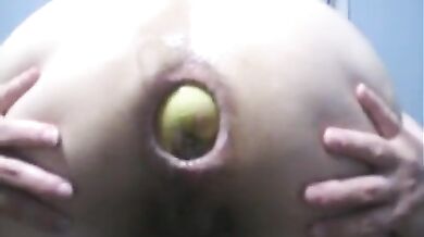 Gaping Queen's Interracial Anal