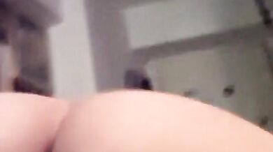 Rosa, the Mature Housewife