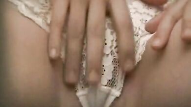 Mature Woman Masturbates to Porn