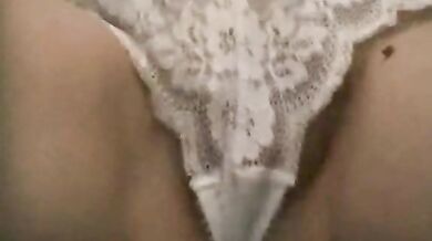 Mature Woman Masturbates to Porn