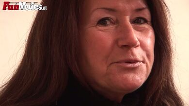 Mature Housewife Fingers Herself