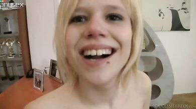 Mature Sluts in Fierce Threesome