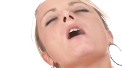 Busty Blonde Mom Loves Hard Ass Banging