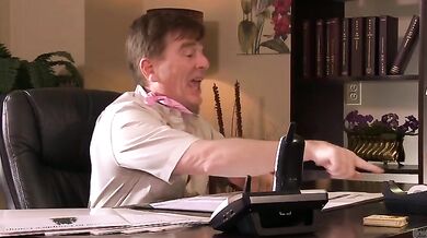 Voluptuous MILF Worships Slim Brunette