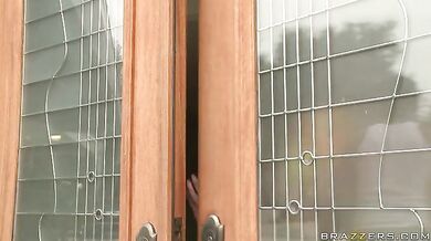 Mature MILF Shyla Stylez Enjoys Monster Cock