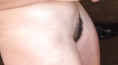 Hairy Mature Mom's Threesome